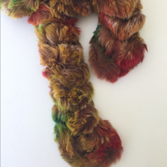 Soft & warm real fur winter scarf tan based colorblend red and green - Picture 5 of 6